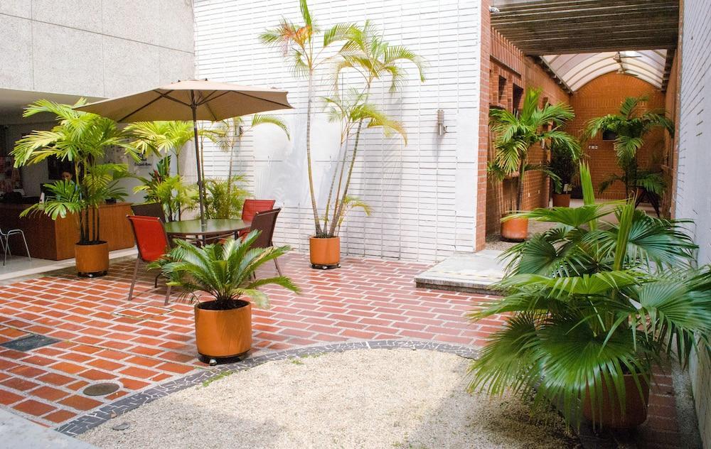 Hotel Casa Santa Monica Norte Cali Exterior foto